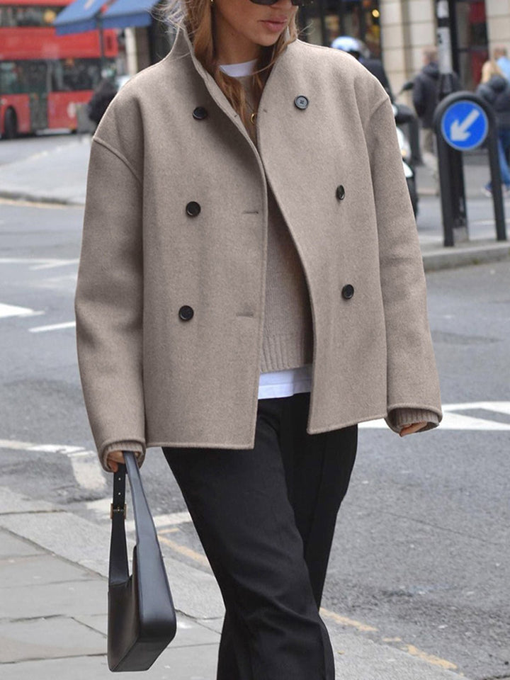 Oversized Dames Mantel – Korte Winterjas met Dubbele Rij Knopen, Trendy en Stijlvol